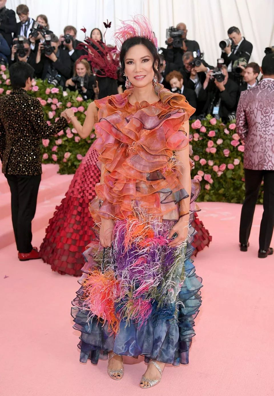 着最闪的衫扮十分感慨坎普风刷屏时尚奥斯卡