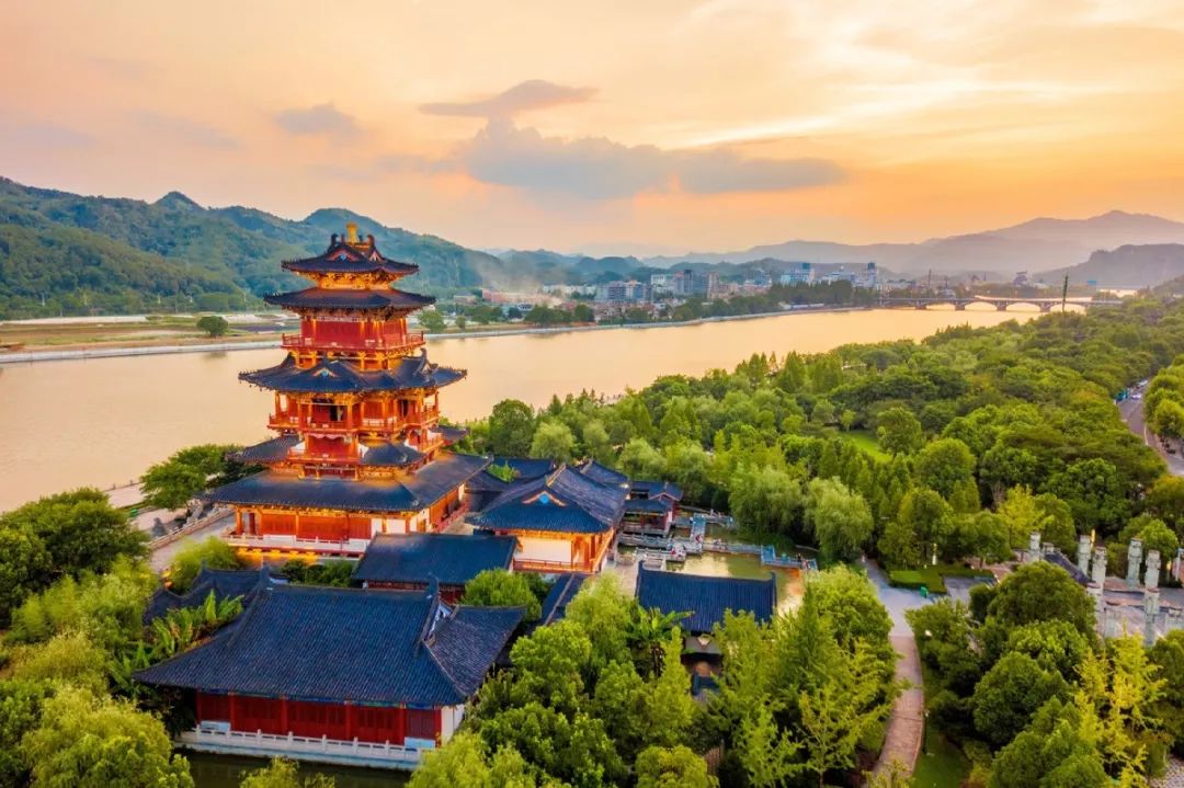 千万粉丝验客团即将走进诗画莲都开启一场地道之行