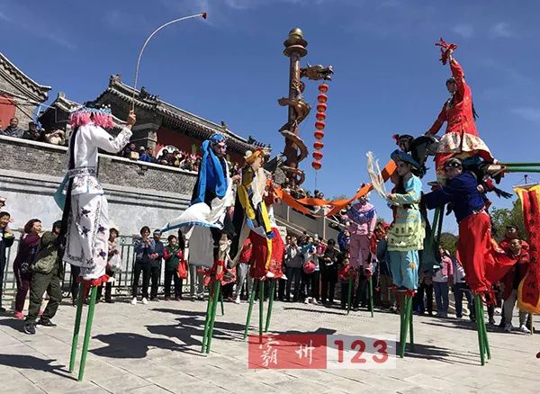 勝芳同義高蹺老會創建於道光十四年,源於永清四道堼村,所扮演角色為