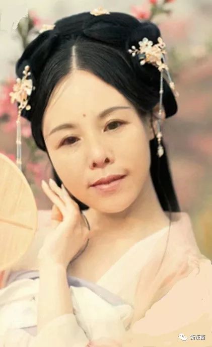 黄石诗坛石巧珍的诗去天空之城朗诵诗歌