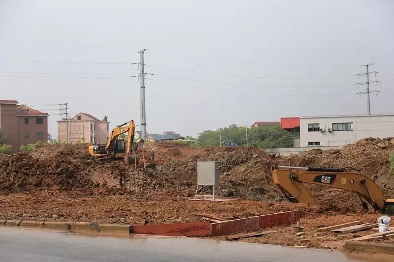 对无证施工说"no" 浙江兰溪开出三张停工通知书