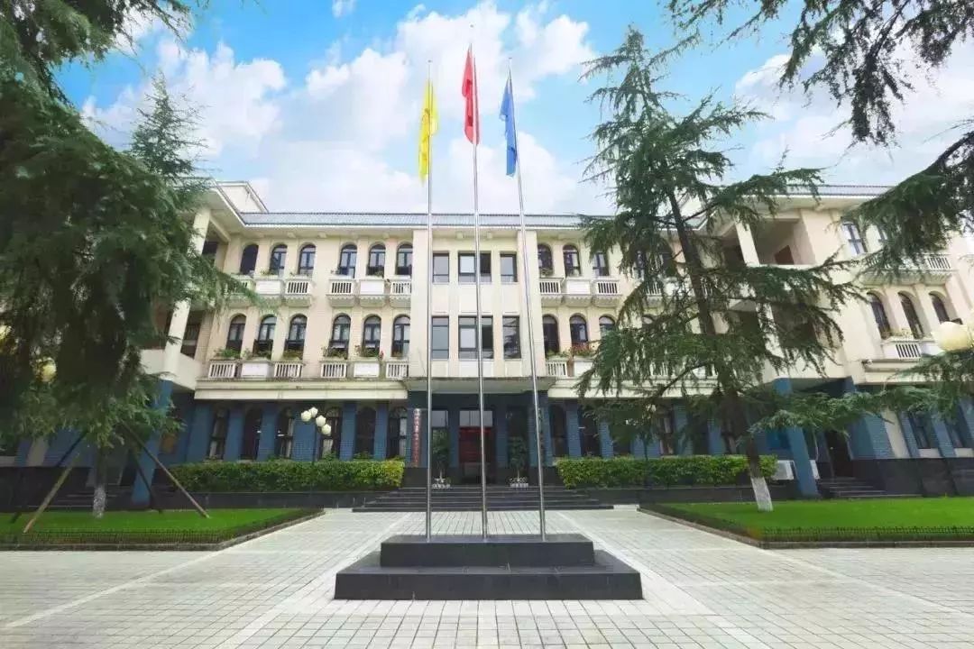 万州红光小学高峰校区图片