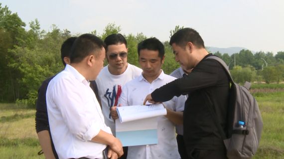 县委常委,县经开区党工委书记,管委会主任谢长兵,县政府副县长曹丹凤