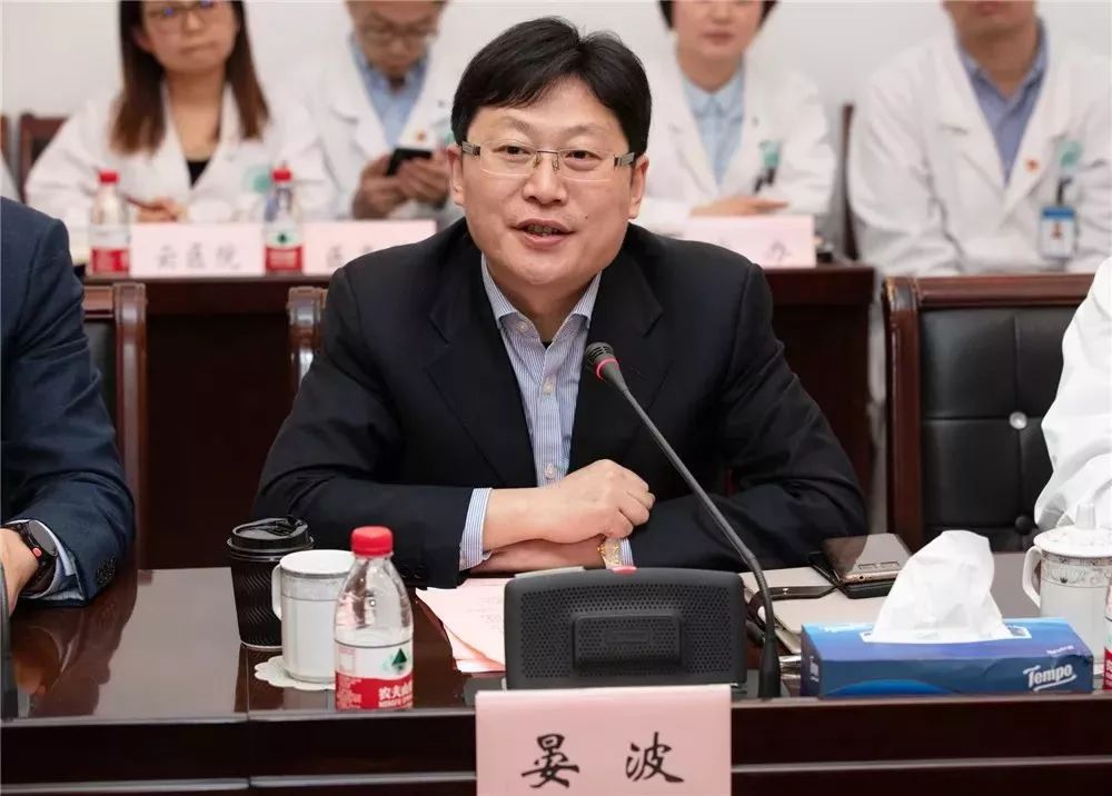 晏波希望项目最终能辅助提升徐汇医院在内的公立医疗机构的服务效率及