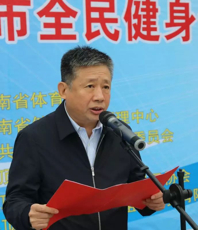 市政府副秘书长郭栓谨,市教育体育局党组书记,局长邱红标,党组成员,副