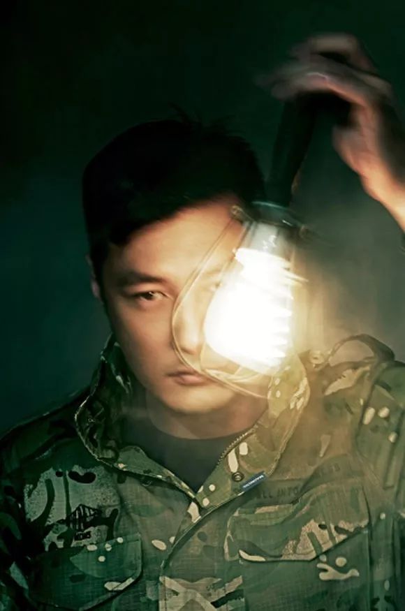 madness壁纸来了志明风与初代迷彩的潮流魔力