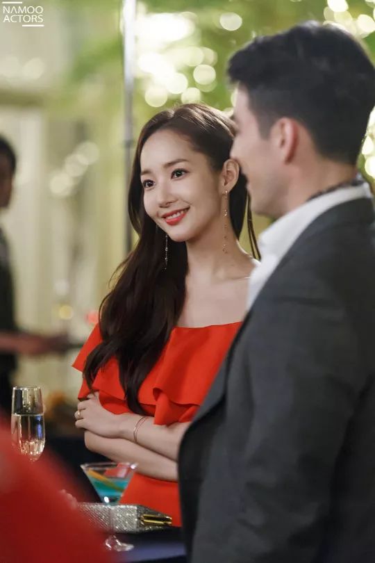 金材昱终于演了一回男主饭圈女孩的日常简直不要太真实