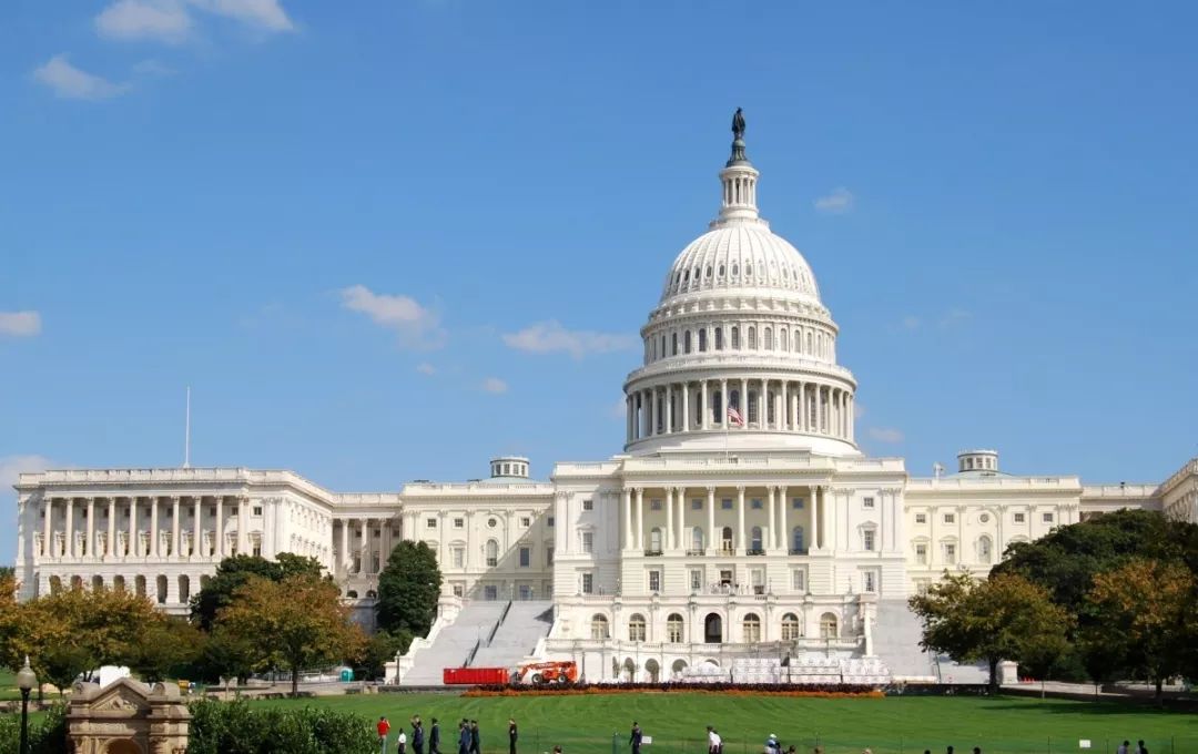 欧树军美国政府规模为什么越来越大