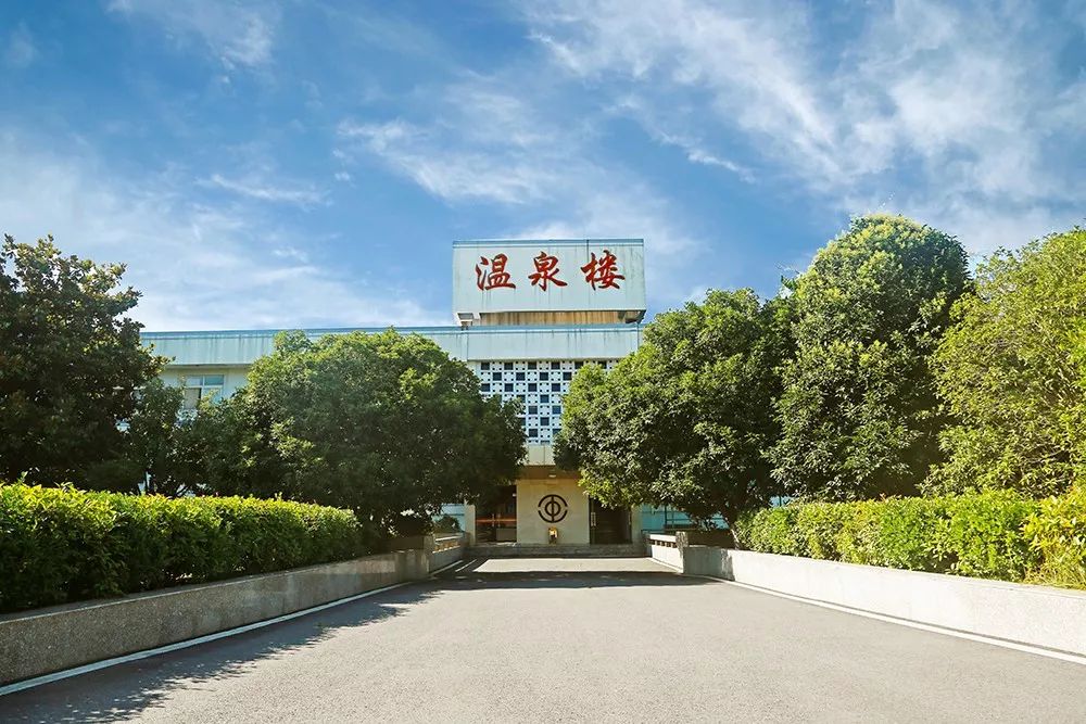 奖金,荣誉,温泉疗养,直通全国比赛……"我家的温情瞬间"开始征集作品