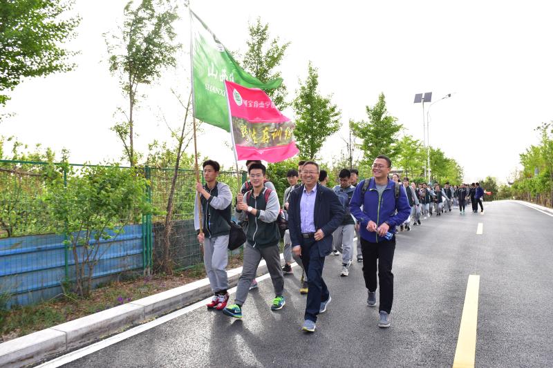 磨練意志見證成長山西通寶育傑學校高一二年級野外生存訓練