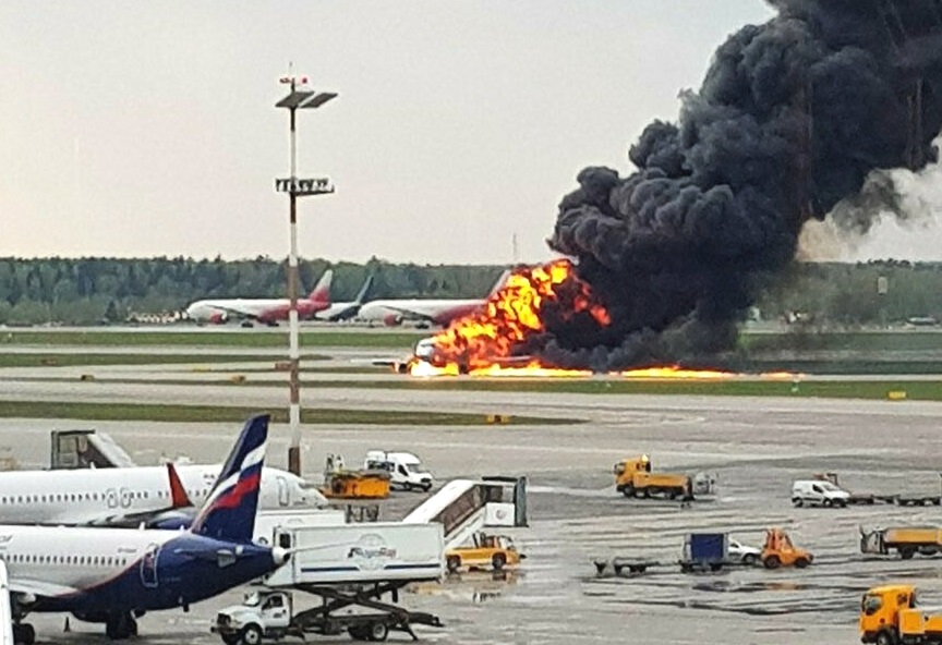 ssj100再发致命事故 或因雷击导致电传飞控失效?