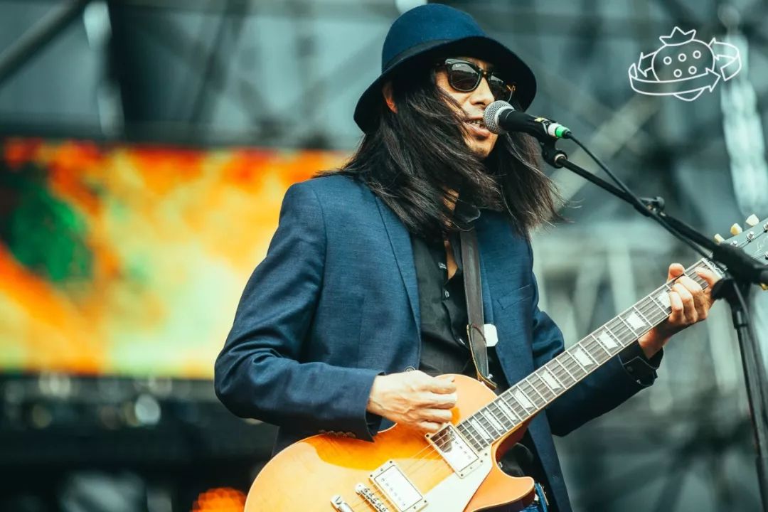 谢天笑tizzy t&满舒克唱作人查可欣,与摩登再续前缘,重登阔别10年的