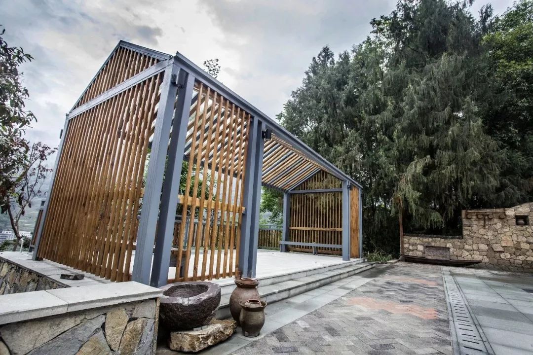 李昌平重庆巴山镇坪上村共享共治社区营建的乡村公共空间