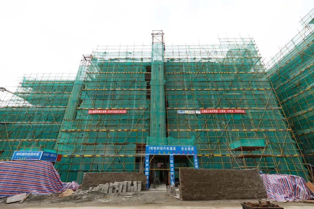 践行执行力建设 莞城平乐坊小学建设工程主体即将封顶