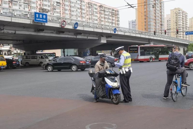 北京开查超标电动车上路一次罚一次