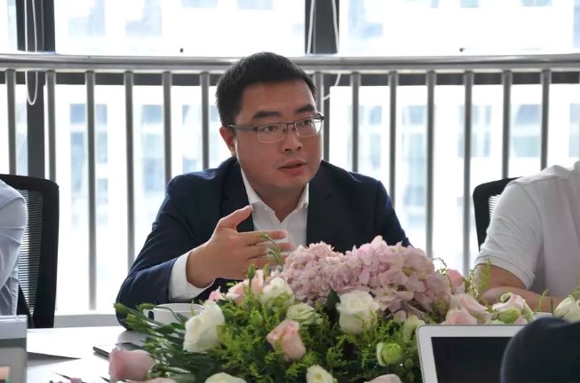 成都农交所副总经理唐鹏程指出,目前农交所更多的倾向于农村产权的