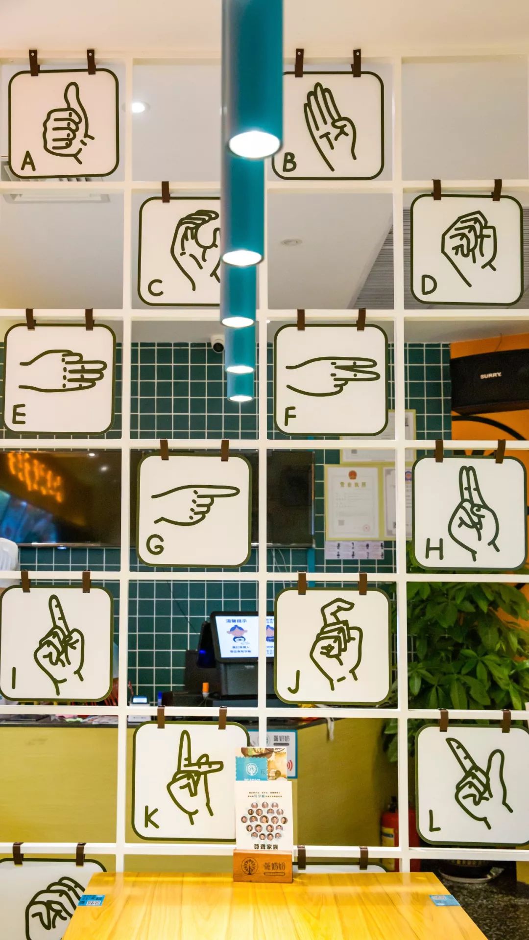 深圳有一家无声餐厅员工都是聋哑人士