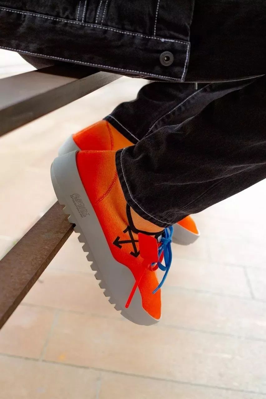 潮流​kimjones为防弹少年团设计巡回演唱会服装可口可乐推出酒味