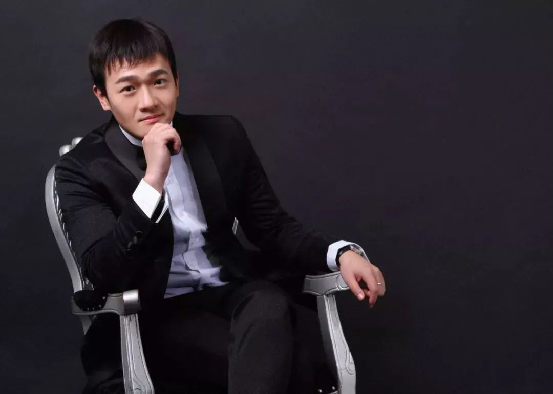 雅韵中南丨高雅艺术进校园我和我的祖国中央音乐学院赵登营教授学生