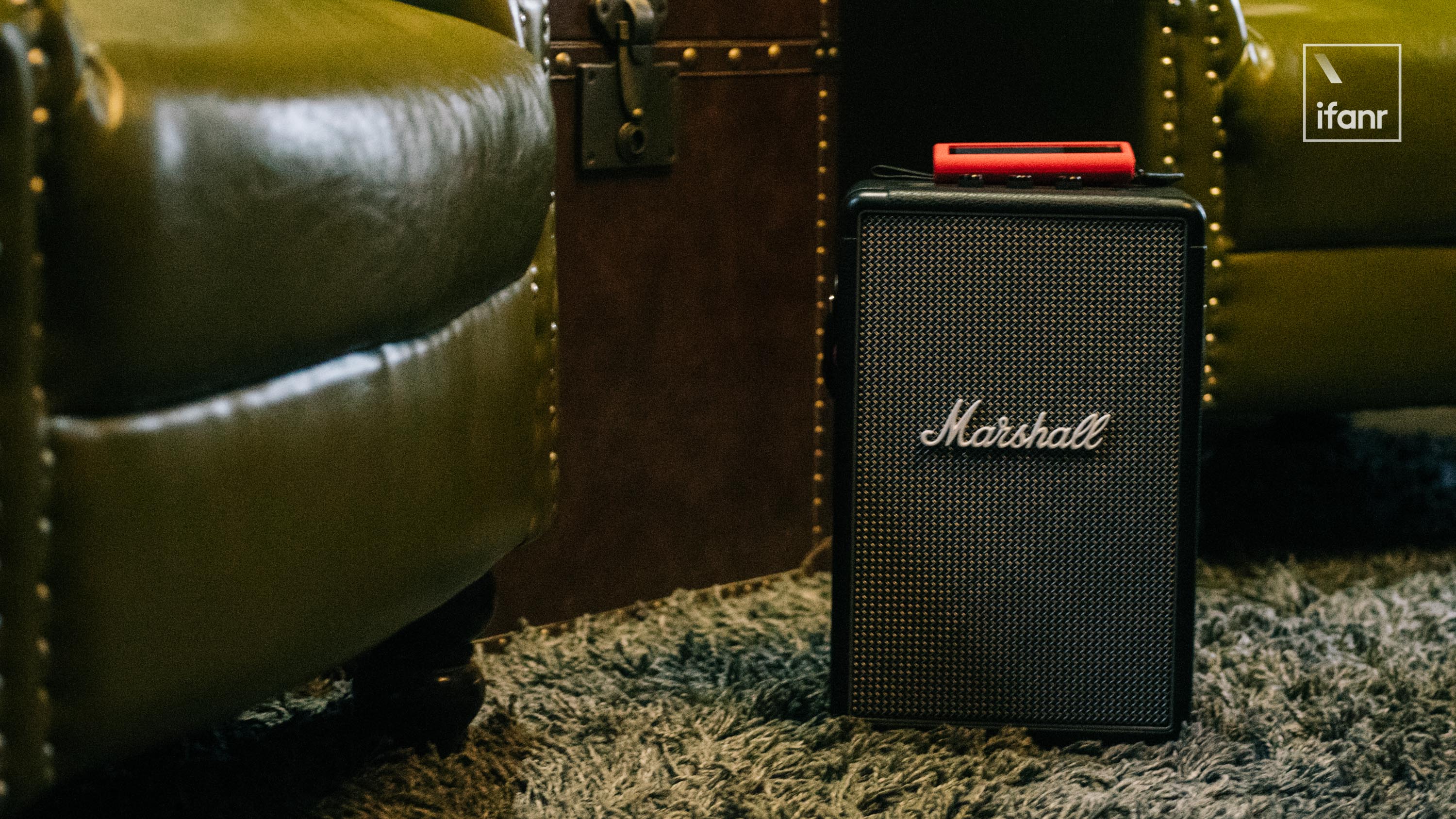 marshall tufton 体验:只比 imac 轻一点的「小音箱」,怎么谈便携?