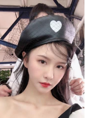 斗鱼一姐停播八天后,晒出诊断书,令人唏嘘!网友:月入百万的代价?_阿冷