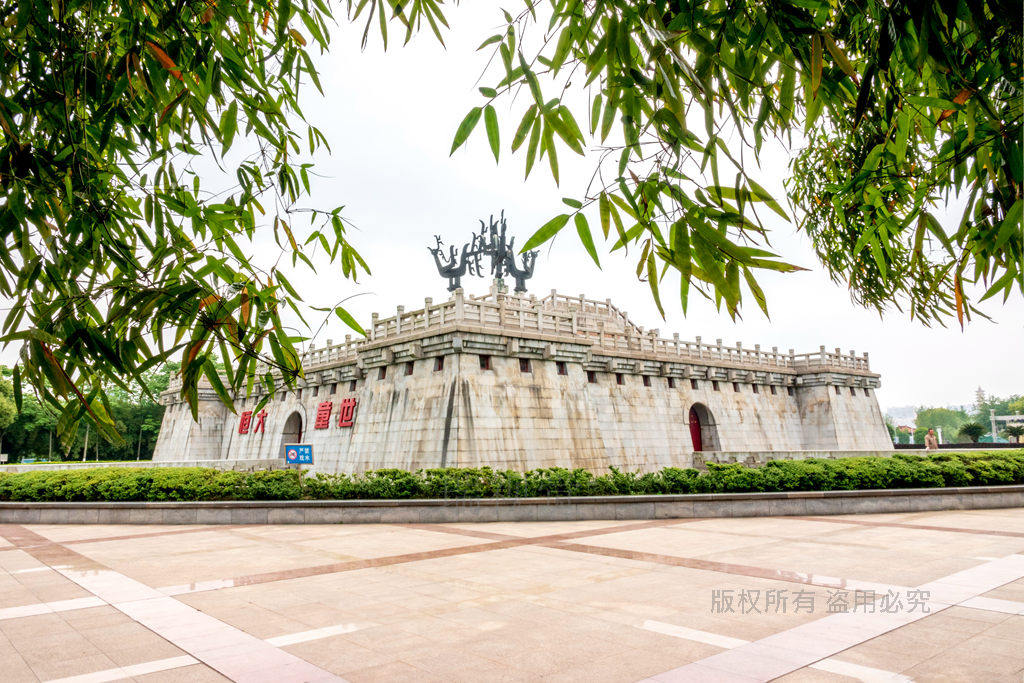 湖北最小的地级市三国时孙权在此称帝筑凤凰台