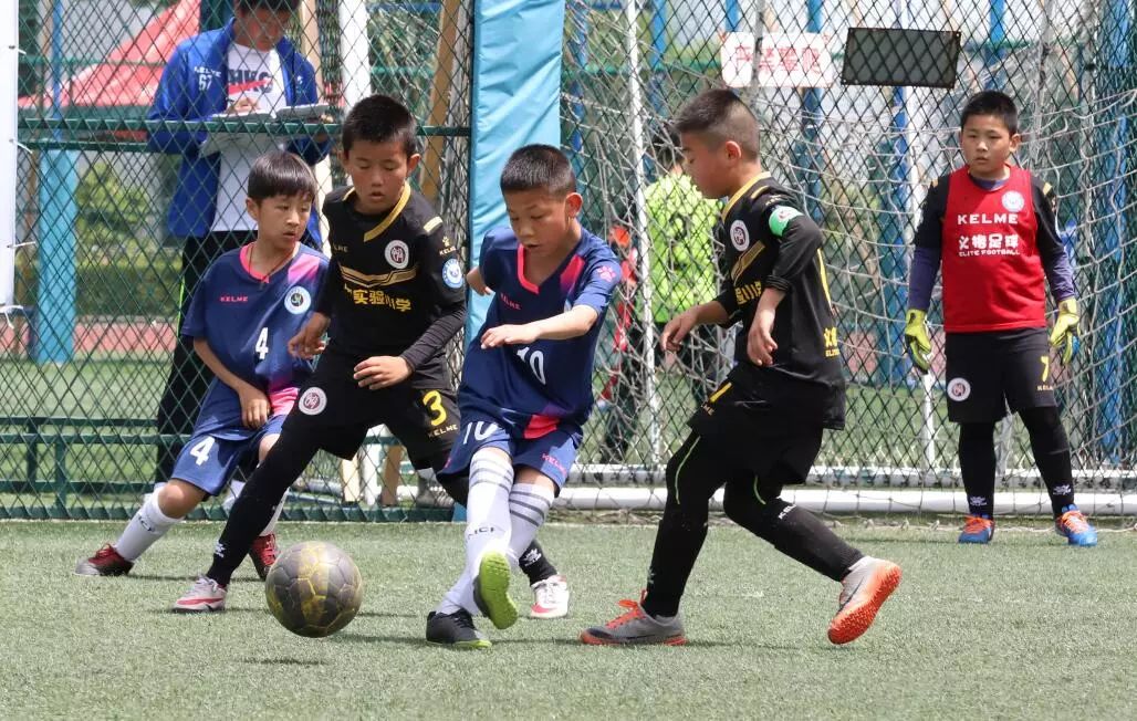 余姚肖东二小荣获小学女子乙组冠军宁波市校园足球联赛小学男女乙丙组