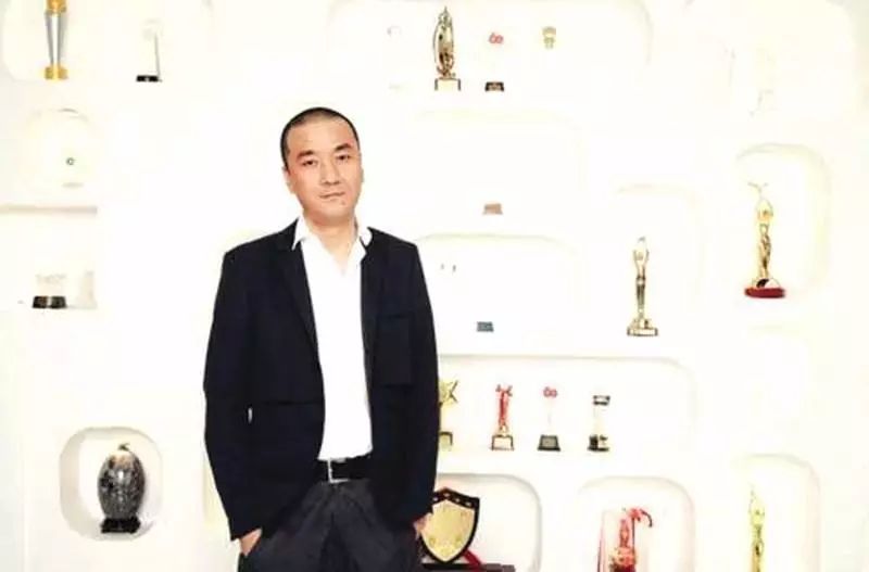 小马奔腾夫债妻偿案二审开庭,补充规定决定案件走向?_金燕