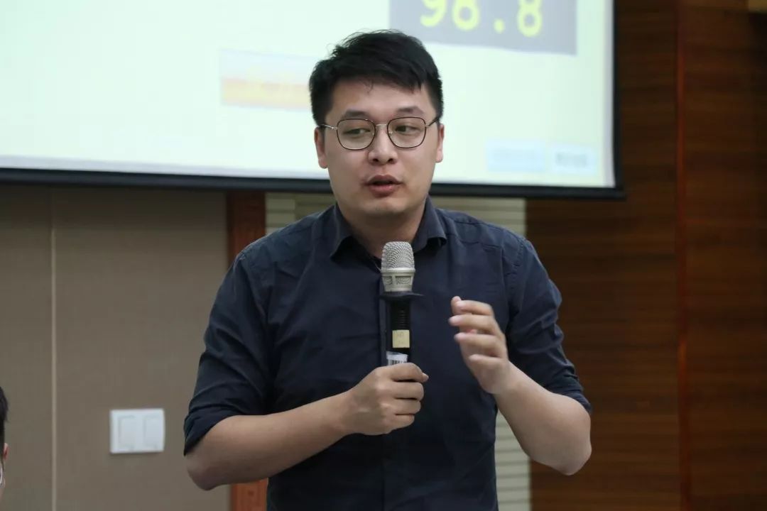 春天到了辩论队该繁殖了林正疆陈铭分享会华辩娱乐赛爆笑来袭