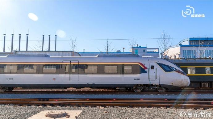 中车株机cj6电力动车组获"准生证"