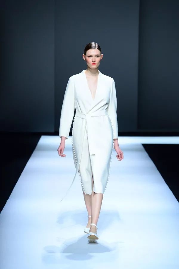 广百之夜女服中怡女神衣橱放肆地爱宠爱无价