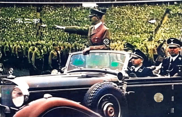 直击第三帝国时期的真实上色老照片:纳粹元首的一个手势引领疯狂