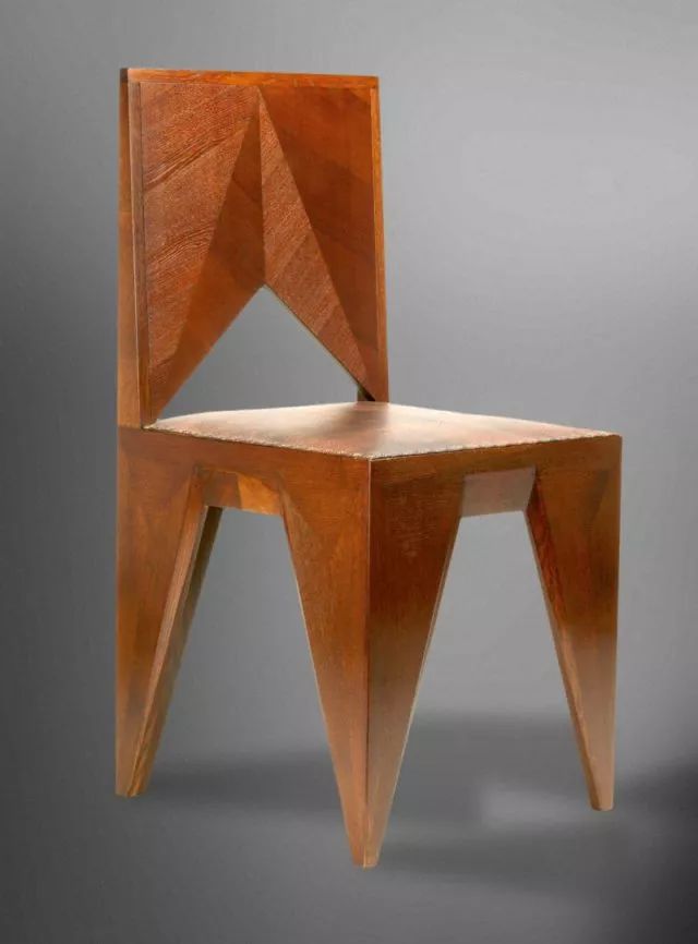 东方艺术大家捷克立体主义像一只很方的鸟蛋