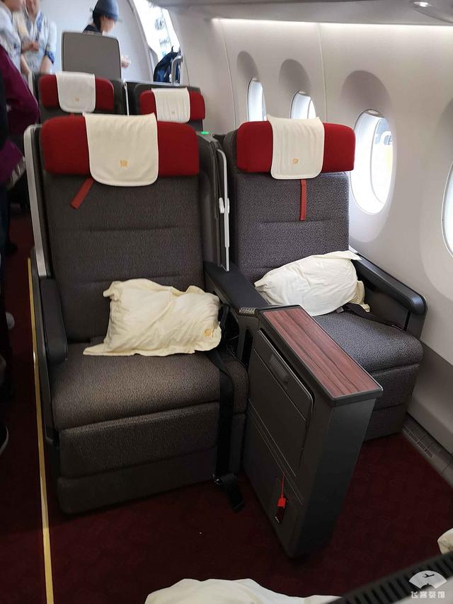 原创贵到离谱的国内头等舱精品航线体验一次就够了