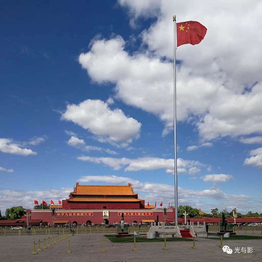 中国【光与影】摄影作品网 2019年5月8日封面作品