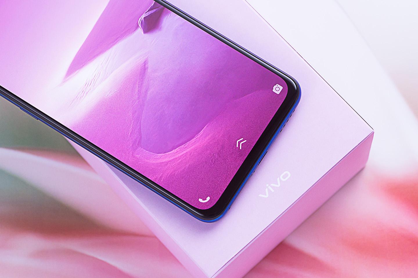 无与伦比的梦幻之美vivos1pro钟情蓝