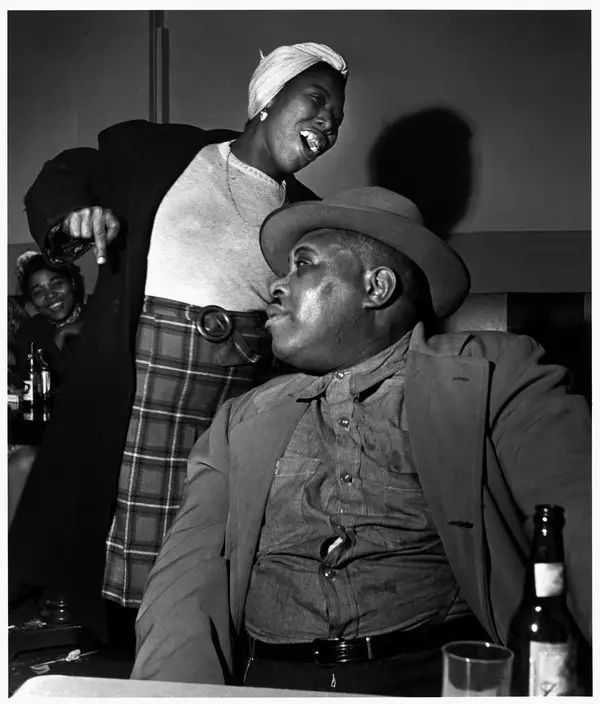 【佳作赏析】"马格南总裁"的纪实摄影作品_miller