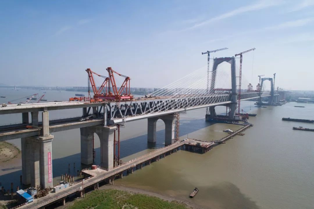 桥工故事与大桥共成长的工程师