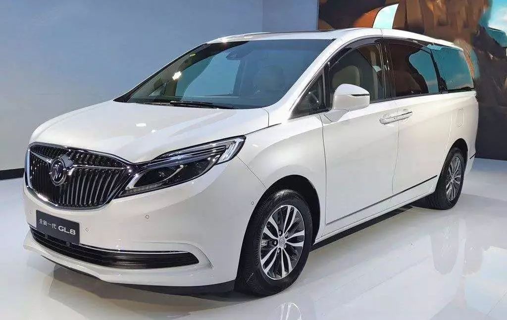 百公里油耗5.8L，奥德赛锐·混动对比别克GL8，谁值得选？