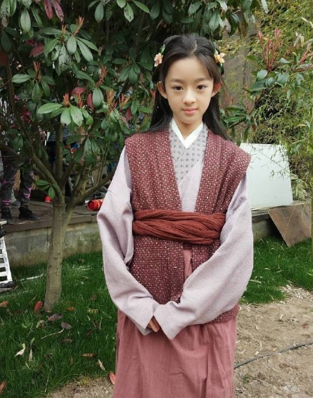 《筑梦情缘》小演员来头不小:杨幂旗下3人,小沈其南已演8部经典