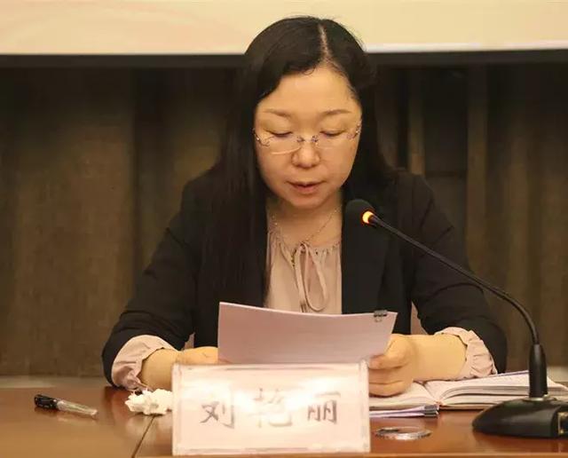 县委常委,组织部长江润民出席会议并讲话,常务副部长刘艳丽主持会议