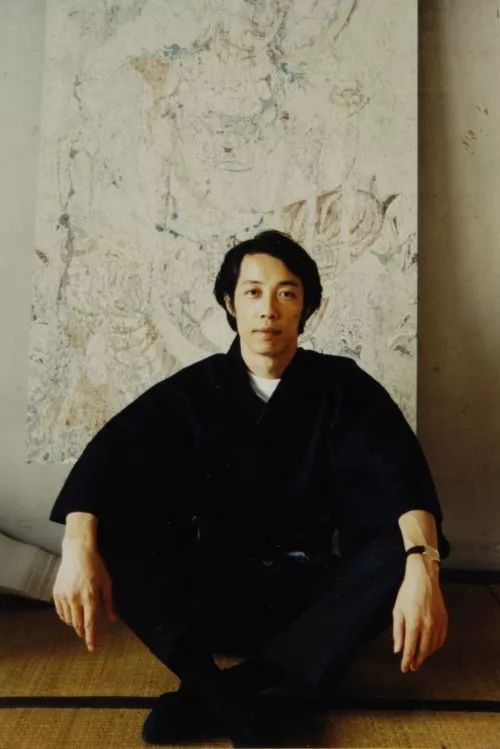 展讯北京唐人5月10日推出胡伟大型个展物墟象浑