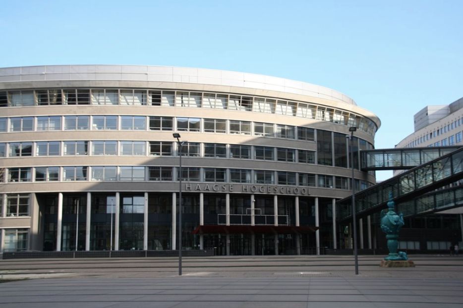 坐标北京聘荷兰海牙大学校方代表