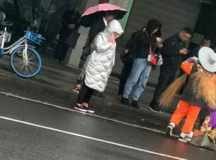 颳風又下雨過完立夏過立冬差點凍死在五月的平潭人注意要大變天了