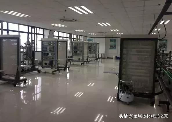 76华东理工大学实验室▼东捷弯管机生产线方案金华职业技术学院实验