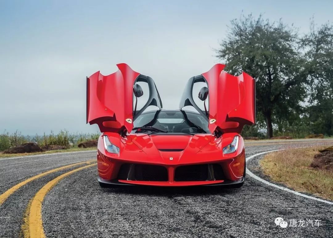 laferrari官方视频laferrari是法拉利推出的一款旗舰级超级跑车,于