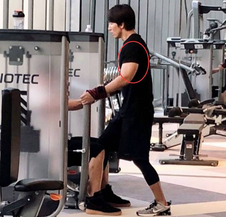 言承旭自律性一直很强平时没工作时候经常健身从这手臂线条也能看出壮