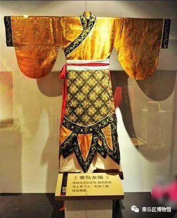 古代的那些花衣裳，你最中意哪一款？_服饰