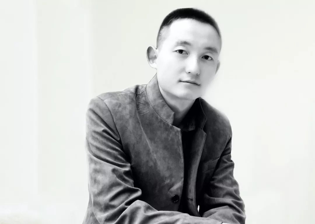 王建福王建福,字清韵,生于1995年,甘肃正宁人.