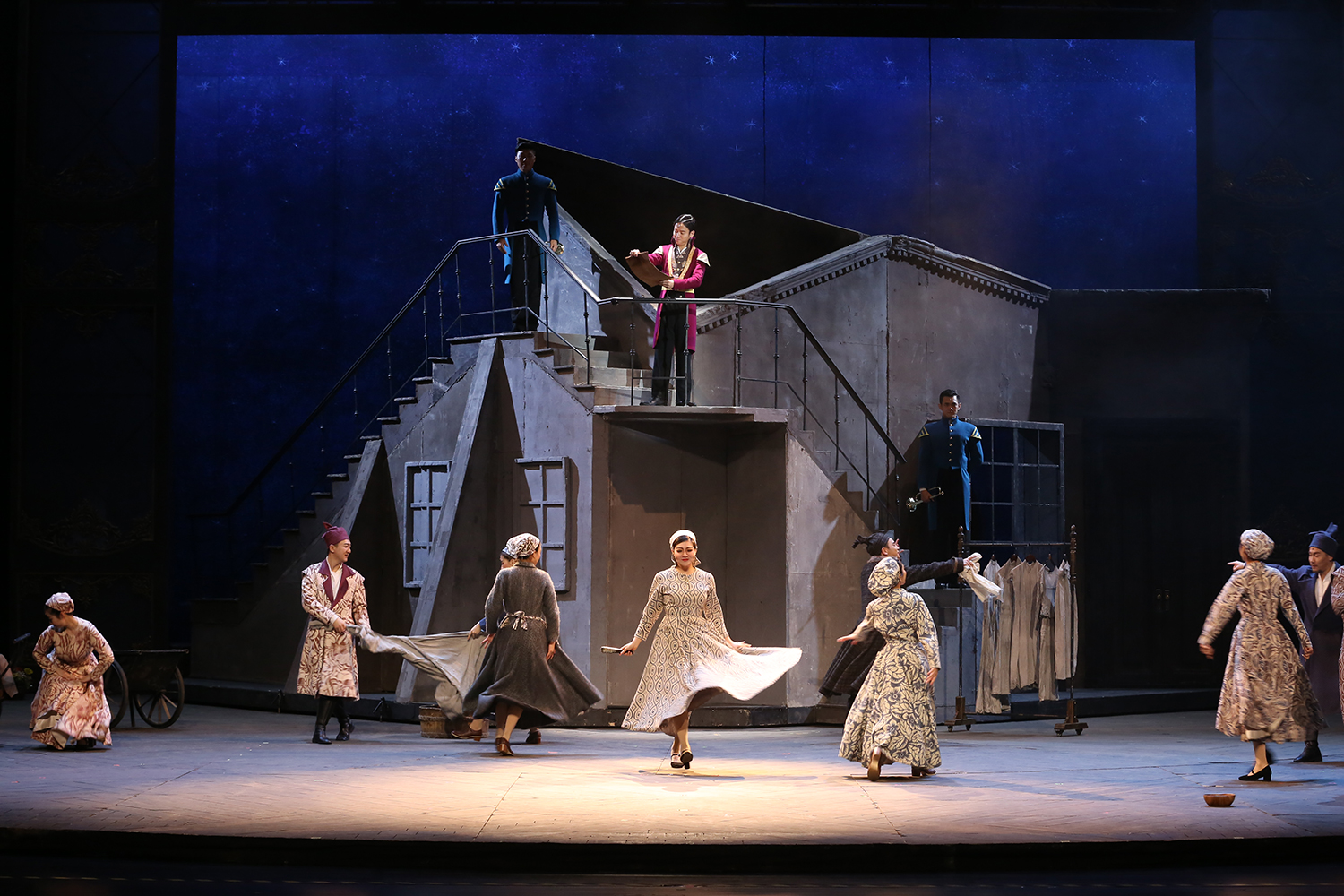 百老汇唯一授权中文版音乐剧灰姑娘在滨州保利大剧院隆重上演